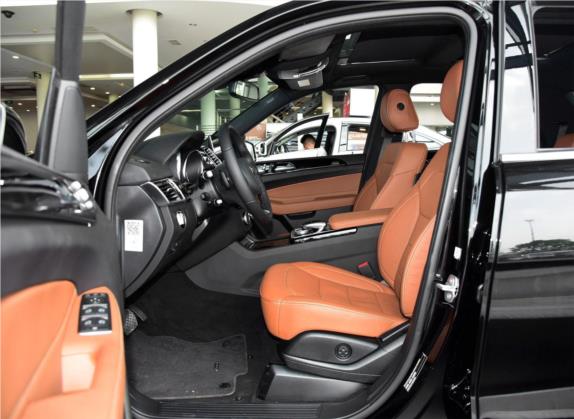 奔驰GLE新能源 2016款 GLE 500e 4MATIC 车厢座椅   前排空间
