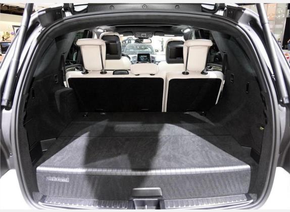 奔驰GLE新能源 2016款 GLE 500e 4MATIC 车厢座椅   后备厢