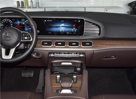 奔驰GLE新能源 2022款 改款 GLE 350 e 4MATIC 中控类   中控台