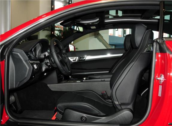 奔驰E级(进口) 2012款 E 200 CGI Coupe 车厢座椅   前排空间