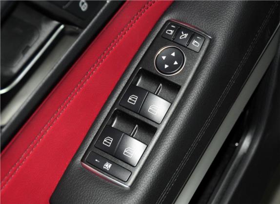 奔驰E级(进口) 2014款 E 400 轿跑版 车厢座椅   门窗控制