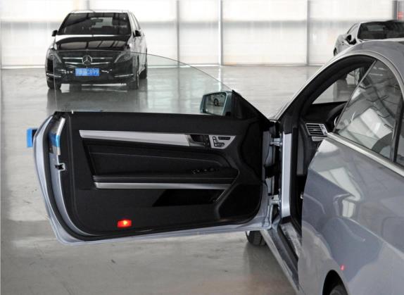 奔驰E级(进口) 2016款 E 320 轿跑车 灵动版 车厢座椅   前门板