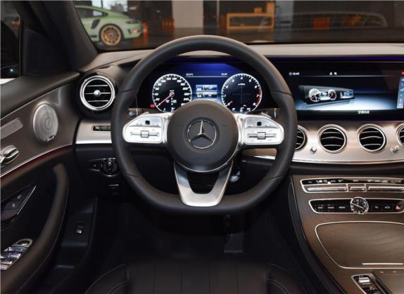 奔驰E级(进口) 2020款 E 300 运动版 中控类   驾驶位