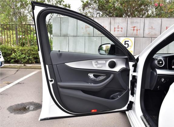 奔驰E级(进口) 2020款 改款 E 260 运动版 车厢座椅   前门板