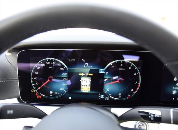 奔驰E级(进口) 2021款 改款 E 260 4MATIC 轿跑车 中控类   仪表盘