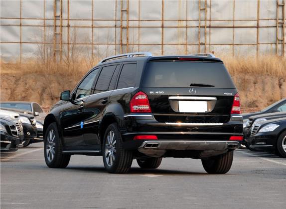奔驰GL级 2011款 GL 450 尊贵型 Grand Edition 外观   斜后