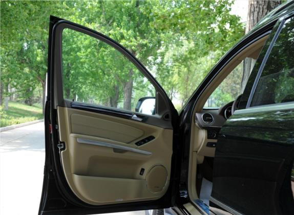 奔驰GL级 2011款 GL 450 4MATIC尊贵型 车厢座椅   前门板