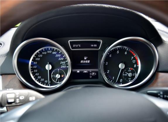 奔驰GL级 2013款 GL 500 4MATIC 中控类   仪表盘