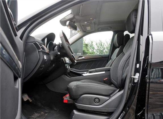 奔驰GL级 2014款 GL 400 4MATIC豪华型 车厢座椅   前排空间