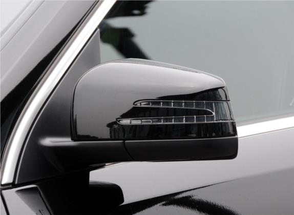 奔驰GL级 2014款 GL 400 4MATIC豪华型 外观细节类   外后视镜