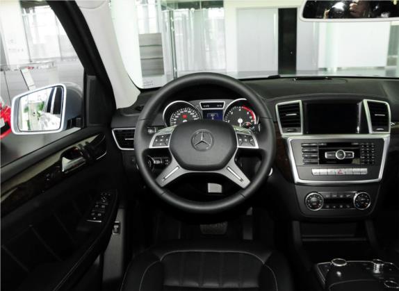 奔驰GL级 2014款 GL 350 CDI 4MATIC 中控类   驾驶位
