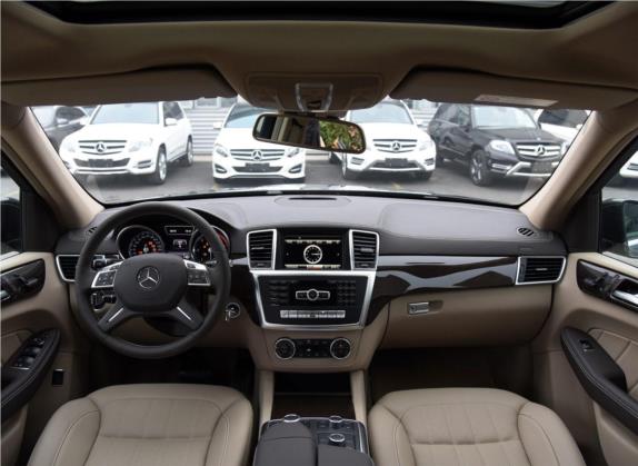 奔驰GL级 2015款 GL 350 CDI 4MATIC 中控类   中控全图