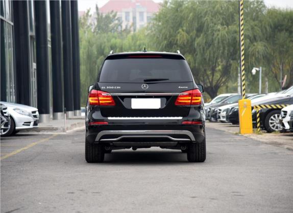 奔驰GL级 2015款 GL 350 CDI 4MATIC 外观   正后