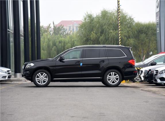 奔驰GL级 2015款 GL 350 CDI 4MATIC 外观   正侧