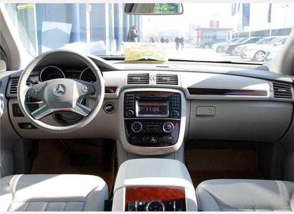 奔驰R级 2007款 R 500 L 4MATIC 中控类   中控全图