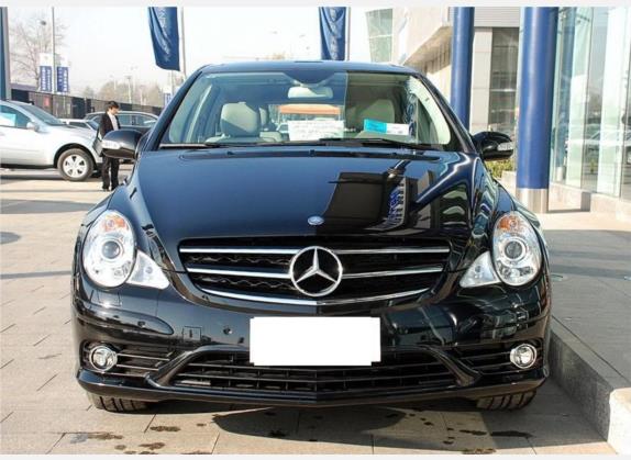 奔驰R级 2007款 R 500 L 4MATIC 外观   正前