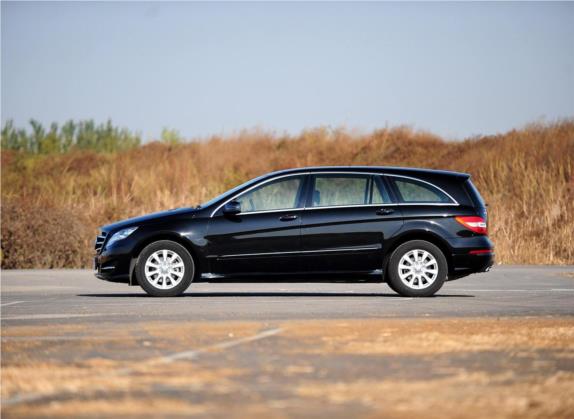 奔驰R级 2010款 R 350 L 4MATIC 外观   正侧