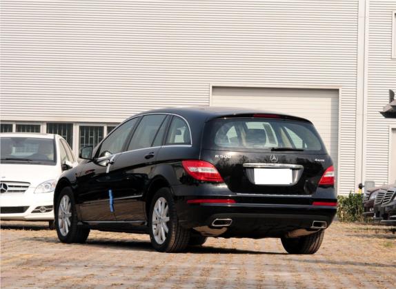 奔驰R级 2010款 R 500 L 4MATIC 外观   斜后