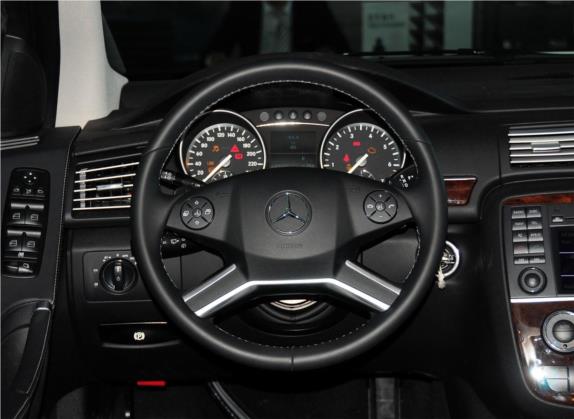 奔驰R级 2011款 R 300 L 豪华型 中控类   驾驶位