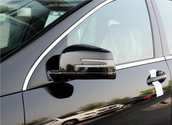 奔驰R级 2014款 R 320 4MATIC 商务型 外观细节类   外后视镜