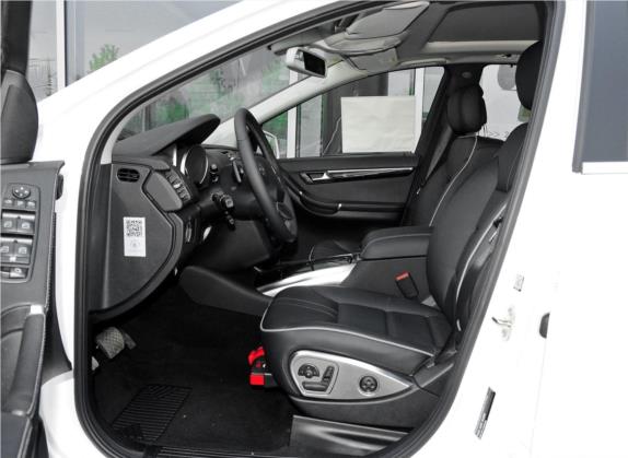 奔驰R级 2014款 R 400 4MATIC 豪华型 车厢座椅   前排空间
