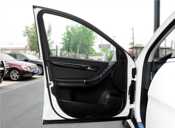 奔驰R级 2014款 R 400 4MATIC 豪华型 车厢座椅   前门板
