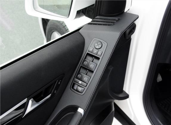 奔驰R级 2014款 R 400 4MATIC 豪华型 车厢座椅   门窗控制
