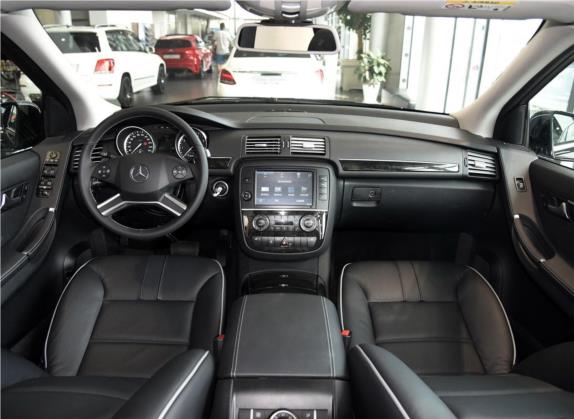 奔驰R级 2015款 R 400 4MATIC 商务型 中控类   中控全图