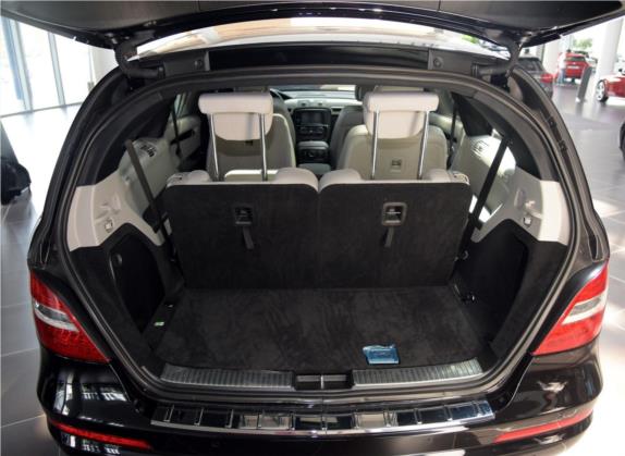 奔驰R级 2015款 R 400 4MATIC 豪华型 车厢座椅   后备厢