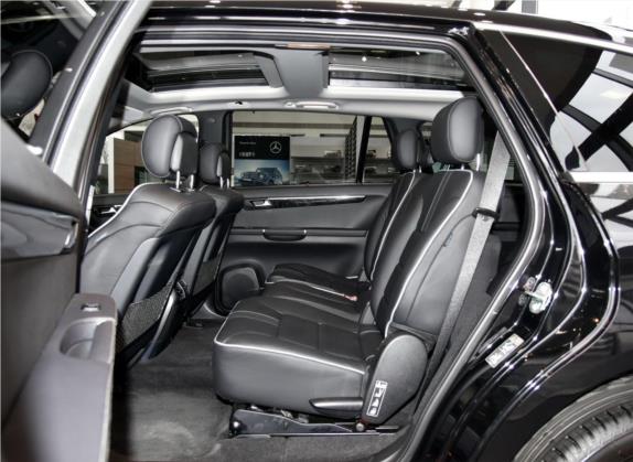 奔驰R级 2017款 R 320 4MATIC 商务型臻藏版 车厢座椅   后排空间