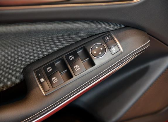 奔驰A级(进口) 2015款 A 180 标准型 车厢座椅   门窗控制