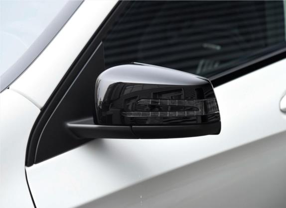 奔驰A级(进口) 2017款 A 200 极地限量版 外观细节类   外后视镜