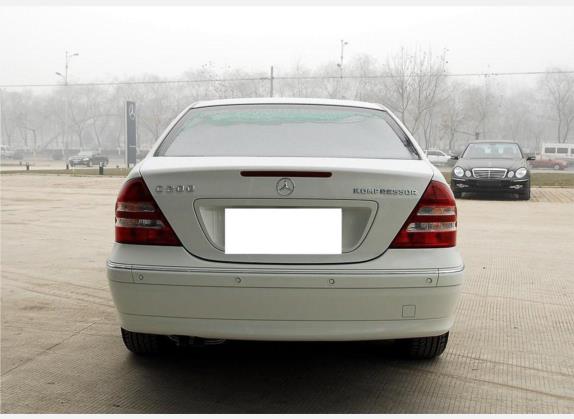 奔驰C级(进口) 2004款 C 200K 外观   正后