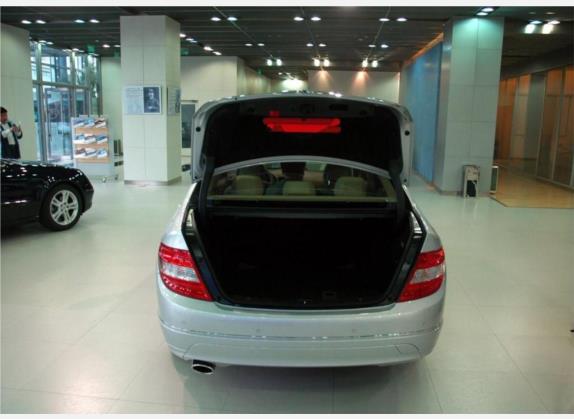 奔驰C级(进口) 2007款 C 200K 优雅型 车厢座椅   后备厢