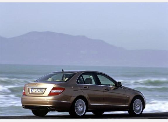 奔驰C级(进口) 2008款 C 350 外观   斜后