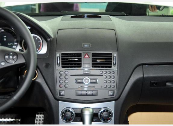 奔驰C级(进口) 2010款 C 300 旅行版 中控类   中控台