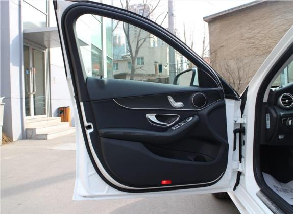 奔驰C级(进口) 2017款 C 180 旅行轿车 车厢座椅   前门板