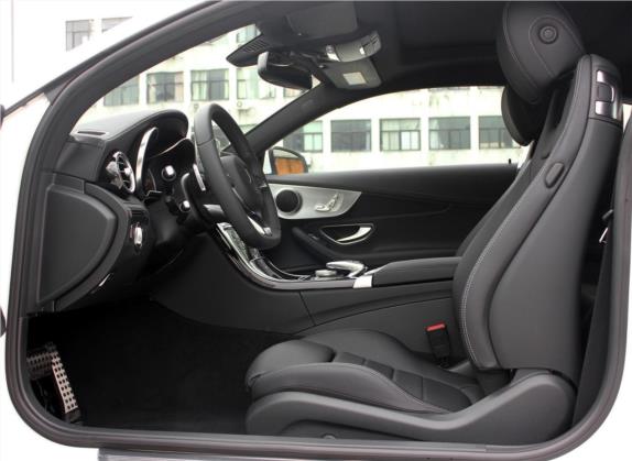 奔驰C级(进口) 2017款 C 200 4MATIC 轿跑版 车厢座椅   前排空间