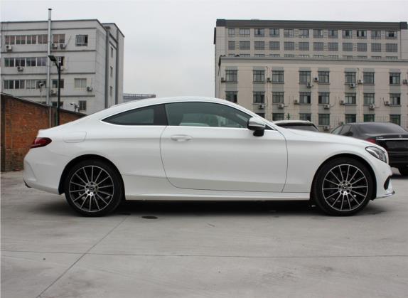 奔驰C级(进口) 2017款 C 200 4MATIC 轿跑版 外观   正侧