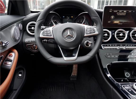 奔驰C级(进口) 2017款 C 300 轿跑版 中控类   驾驶位
