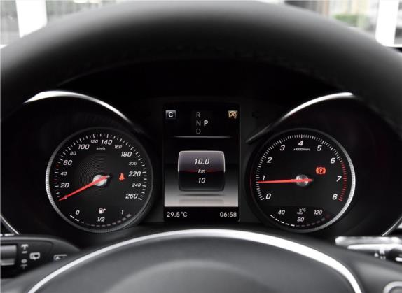 奔驰C级(进口) 2017款 改款 C 300 旅行轿车 中控类   仪表盘