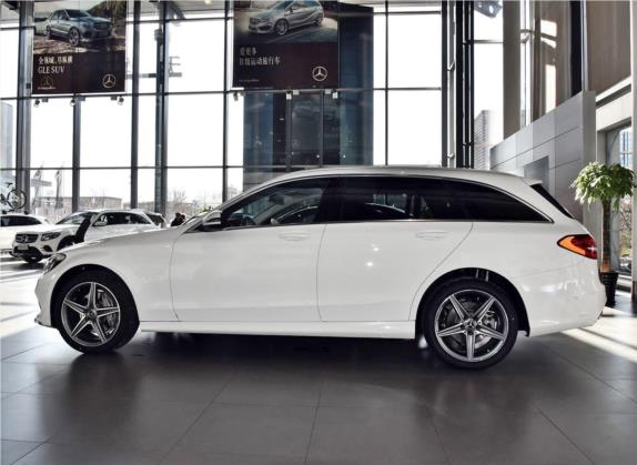 奔驰C级(进口) 2018款 C 200 4MATIC 旅行轿车 外观   正侧
