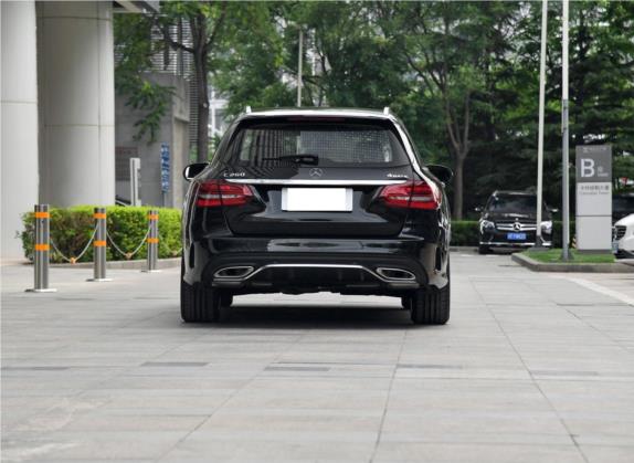 奔驰C级(进口) 2019款 C 260 4MATIC 旅行轿车 外观   正后