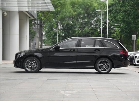 奔驰C级(进口) 2019款 C 260 4MATIC 旅行轿车 外观   正侧