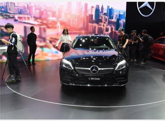 奔驰C级(进口) 2019款 C 300 旅行轿车 外观   正前