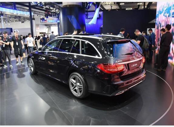 奔驰C级(进口) 2019款 C 300 旅行轿车 外观   斜后
