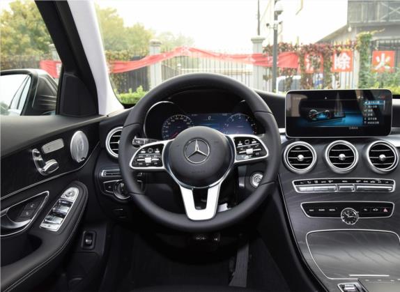 奔驰C级(进口) 2020款 C 260 旅行轿车 中控类   驾驶位