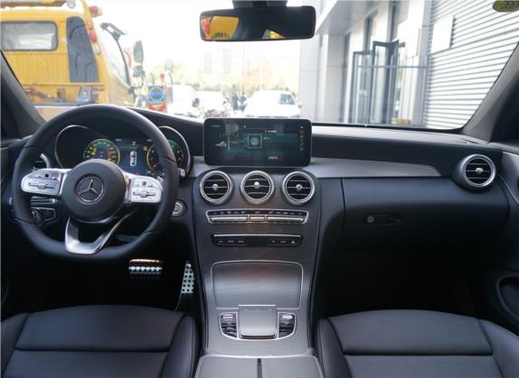 奔驰C级(进口) 2020款 C 260 轿跑车 中控类   中控台