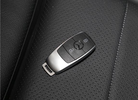 奔驰C级(进口) 2020款 改款 C 200 旅行轿车 其他细节类   钥匙