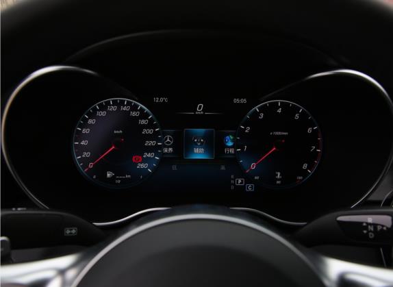 奔驰C级(进口) 2022款 改款 C 200 轿跑车 中控类   仪表盘